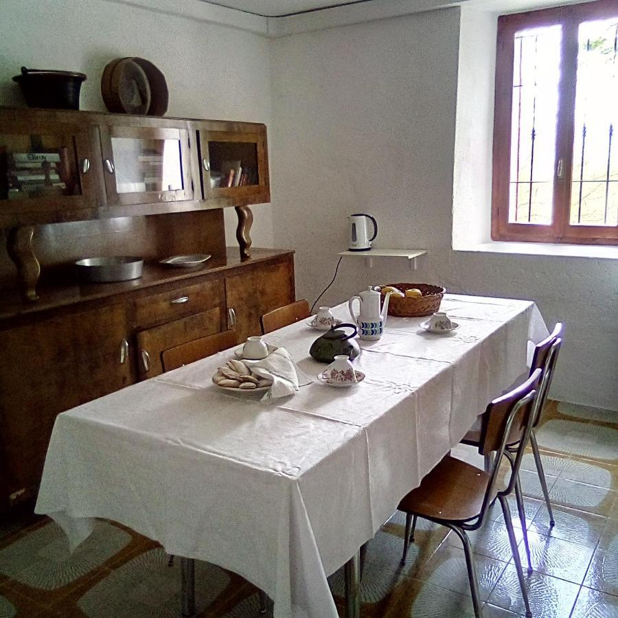 Casa Del Gigi Bnb Albareto  Екстер'єр фото